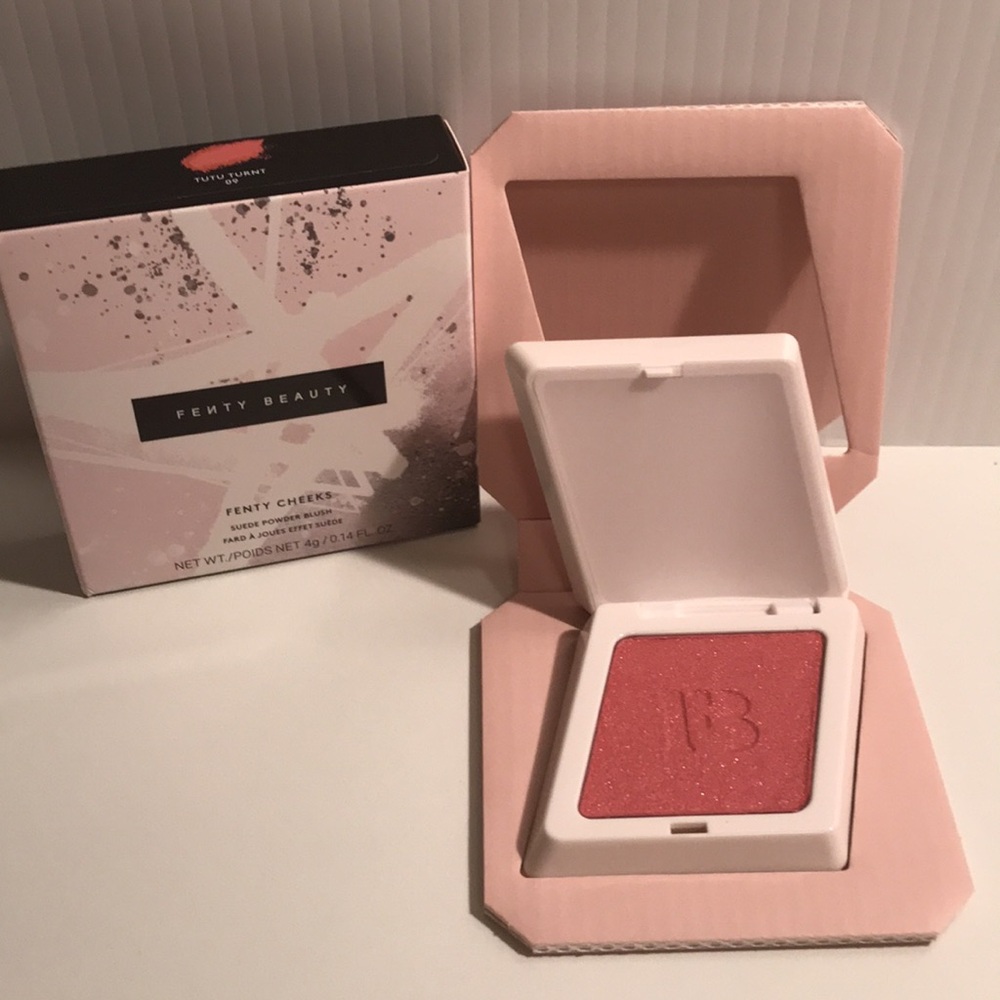 Fenty Cheeks Suede Powder Blush in tutu turnt NEW